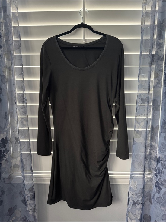 Athleta Dresses & Skirts - NWOT Athleta Dark Gray jersey Scoop-Neck Midi Dress with shirred Side